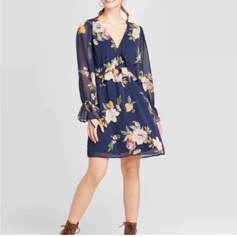 Xhilaration Blue Floral V-Neck Dress Fit N Flare Women's Size Small